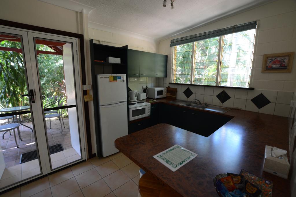 Shambhala Retreat Magnetic Island Cottages Nelly Bay Exterior foto